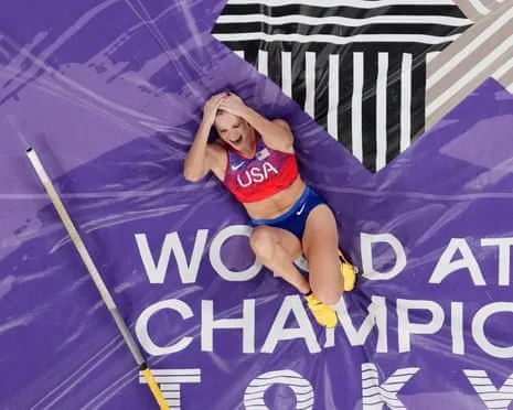 The American vaulter claims third world championship vaulting gold in dramatic Tokyo competition
