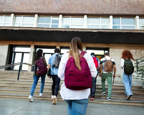 While Young Men Move Toward Conservatism, the Rise of the 'New Chill Girl' Phenomenon Becomes Visible