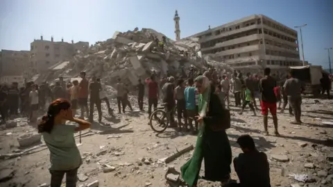 Heightened Military Assault Unfolds in Gaza